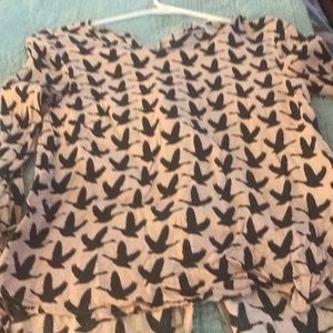 H&M pink women’s shirt